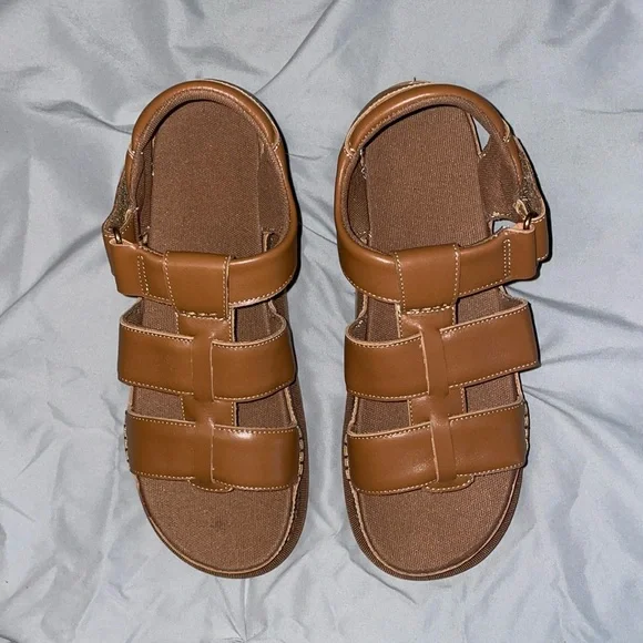 UGG Goldenstar Strap Leather Platform Sandals - Picture 3 of 6